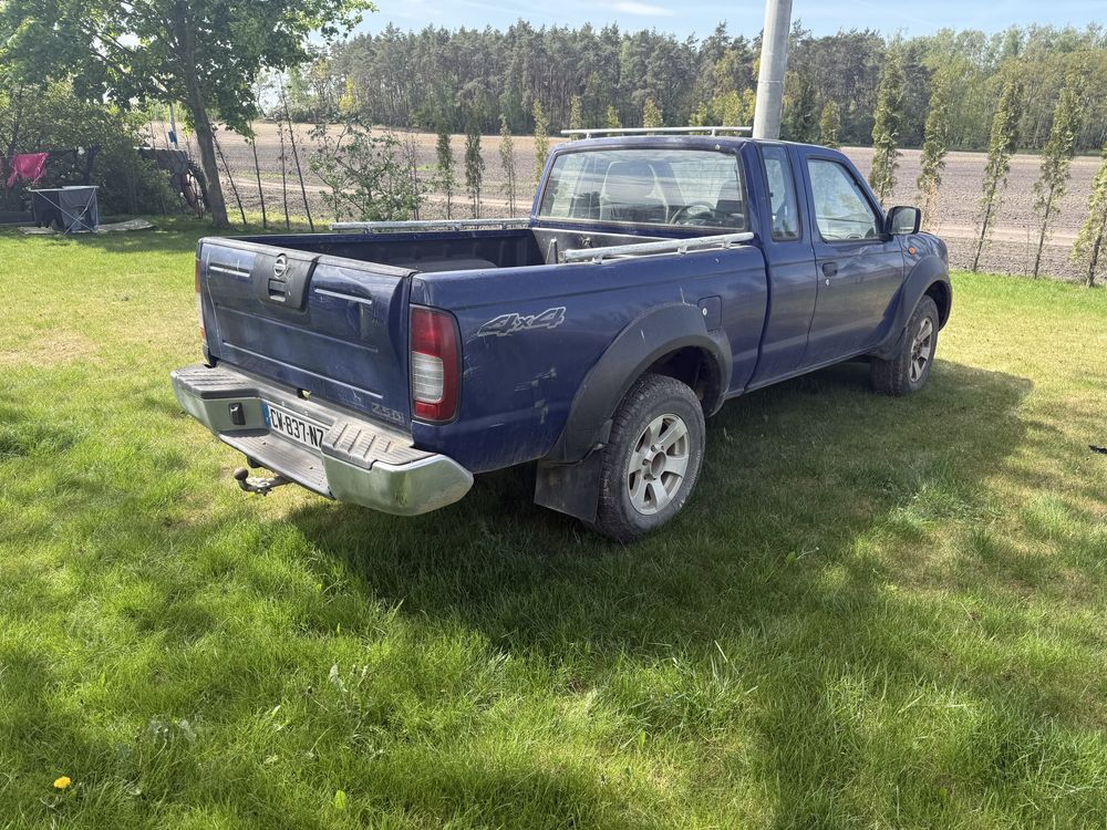 Nissan Navara 2005r