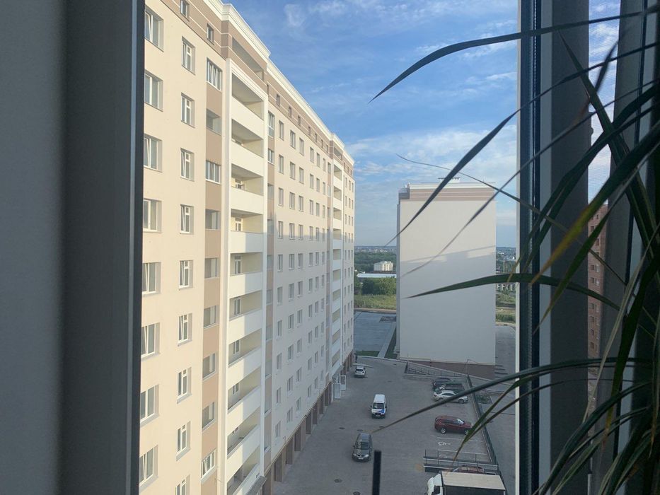 Видова 1К з ремонтом на Озерній, Рауш