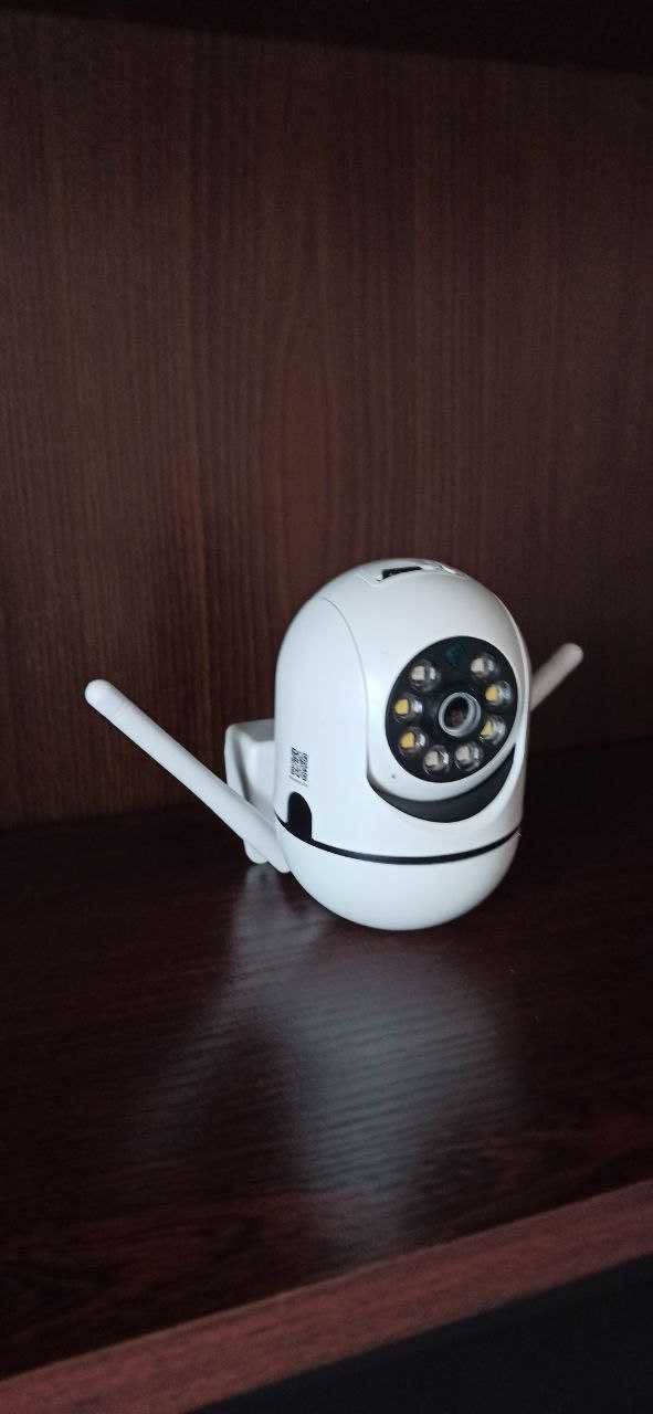 Зовнішня WiFi камера спостереження