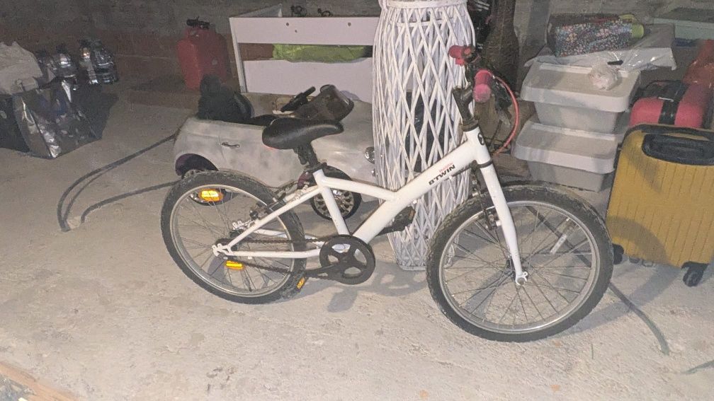 Bicicleta de menina roda 16