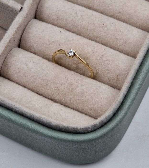 Złoty pierścionek 585 0,98g rozm 12 / Nowy Lombard / TG