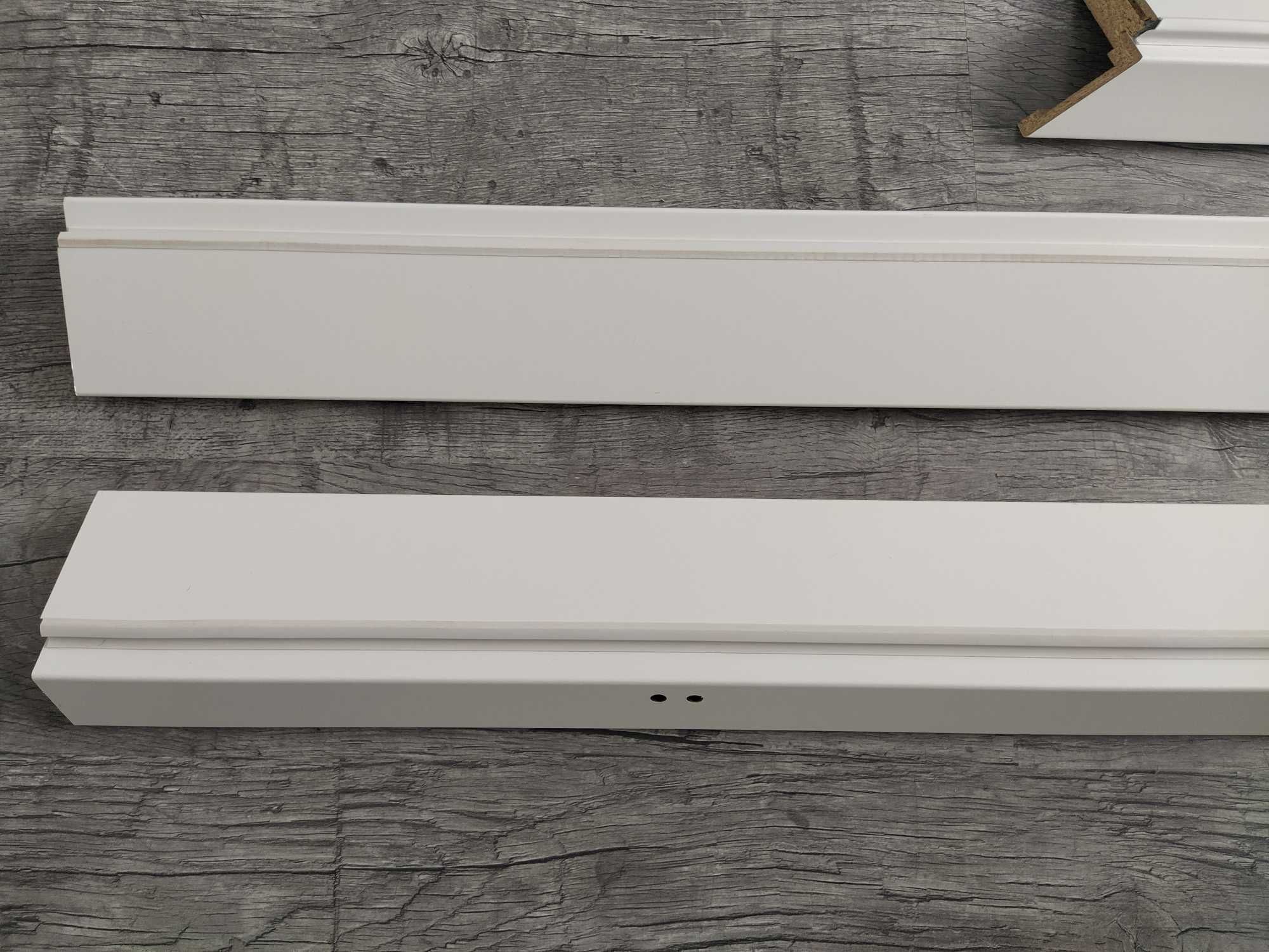 Biała ościeżnica futryna do drzwi prawa 73,5cm Wymiary: 89x214cm