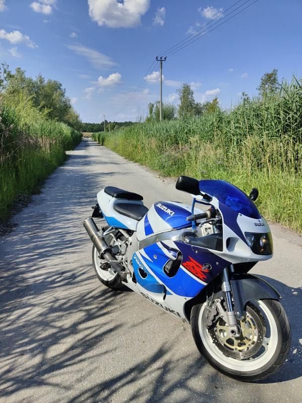 Suzuki GSX-R 750