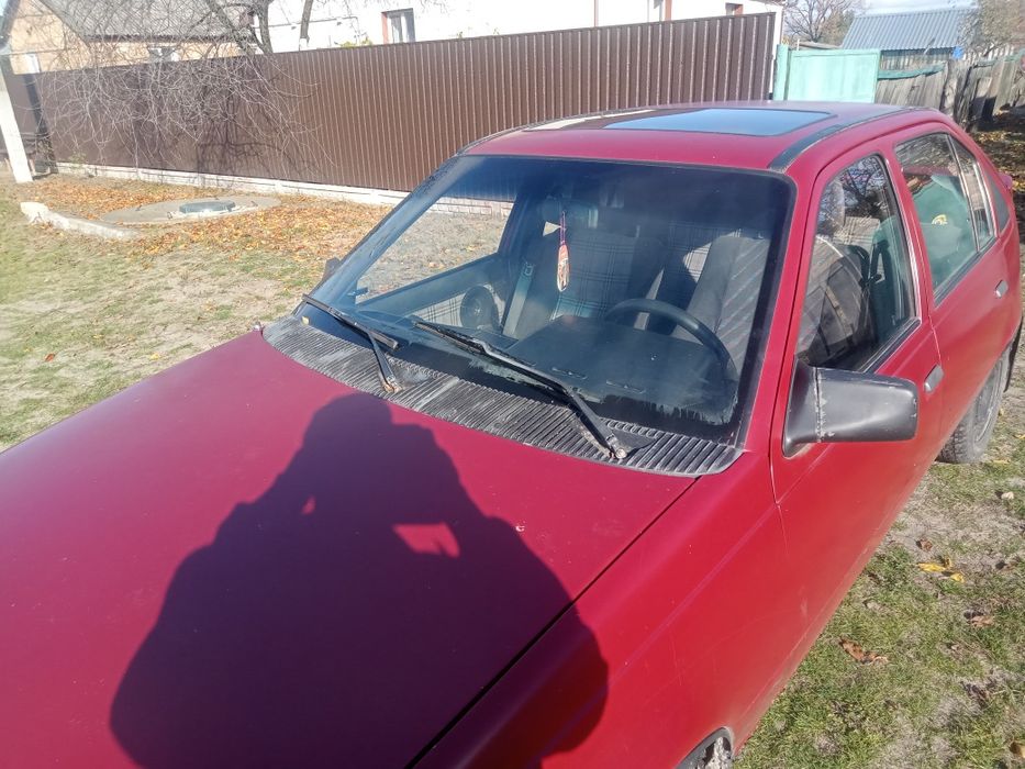 Продам Опель 1991р. 1.6бензин.