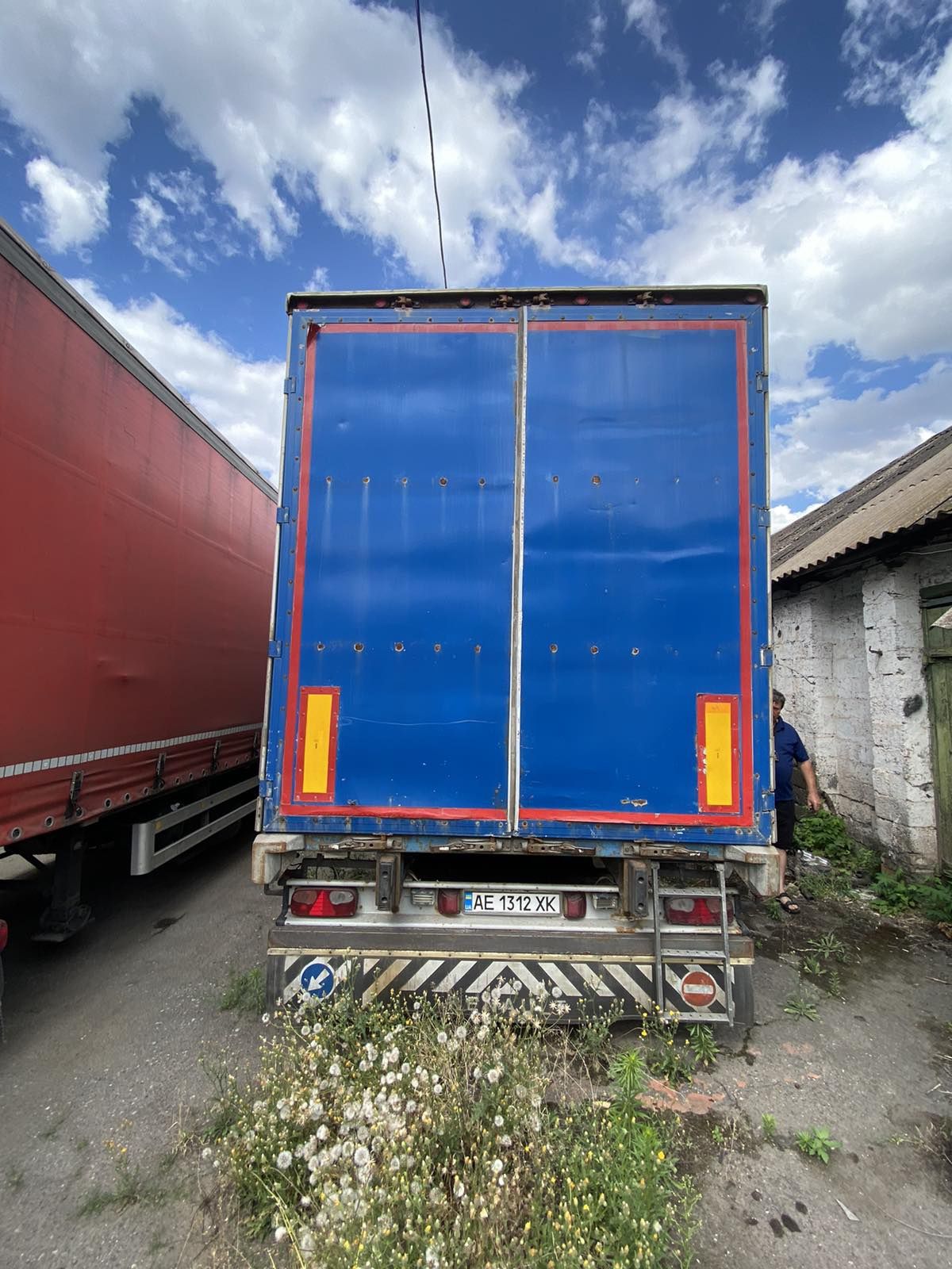 Продам неплохой полуприцеп