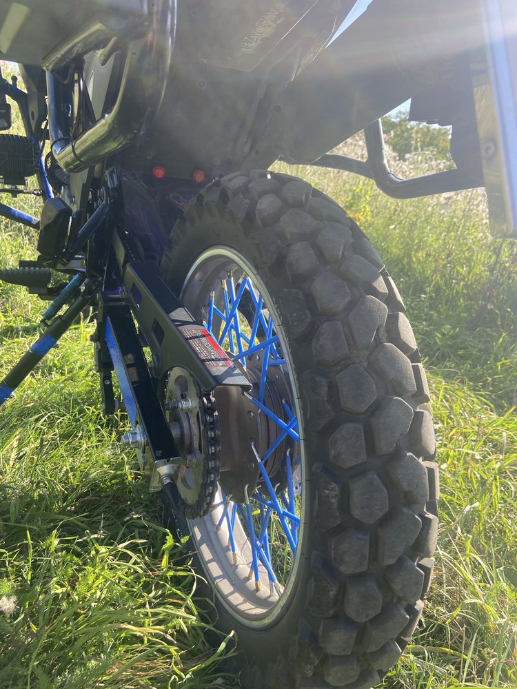 Шинерей ікс трейл 250