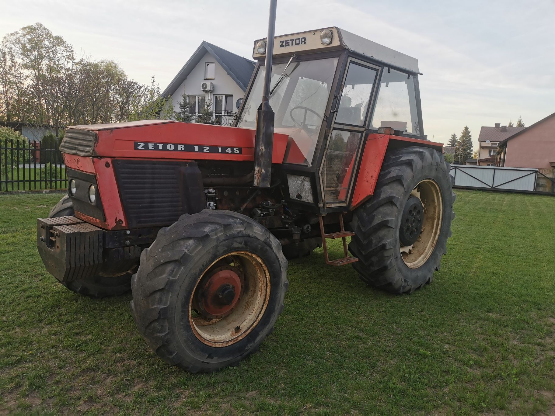ZETOR 12145 z przednim napędem