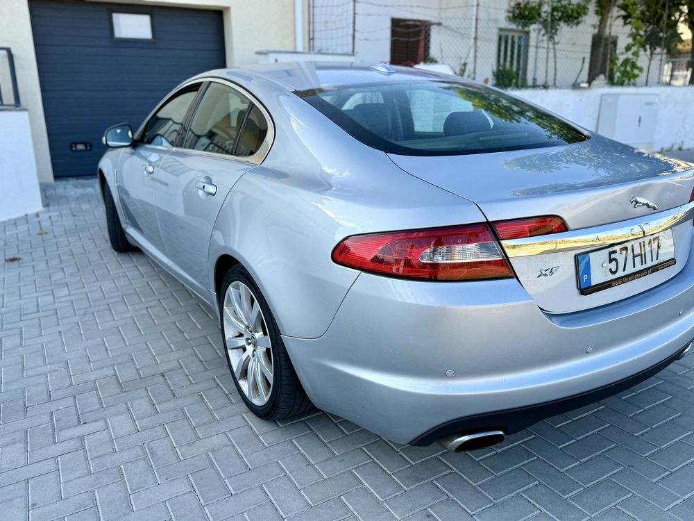 Jaguar XF 2.7 gasóleo