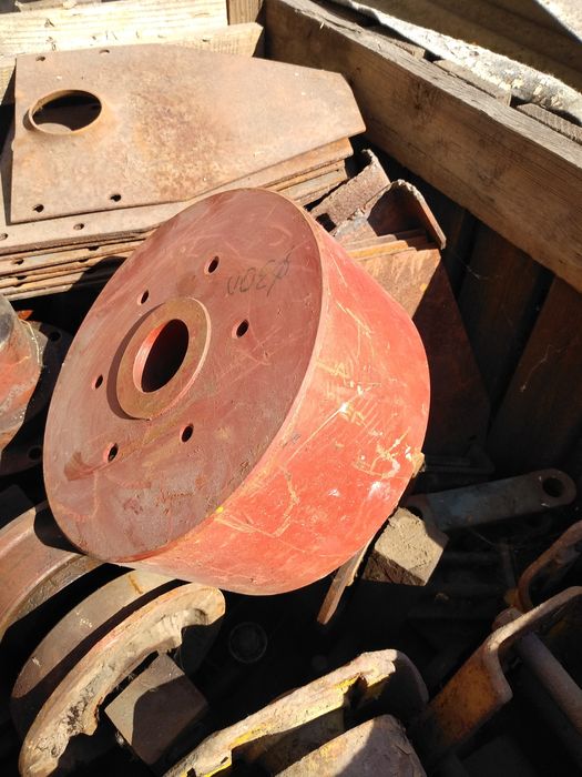 Тормозной барабан, шкив ф200, 300 мм.