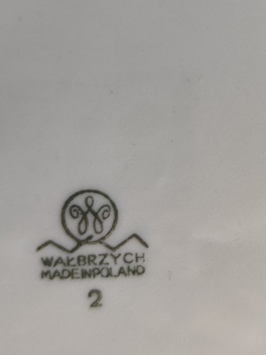 Wałbrzych Talerz płytki porcelana malowana w kwiaty