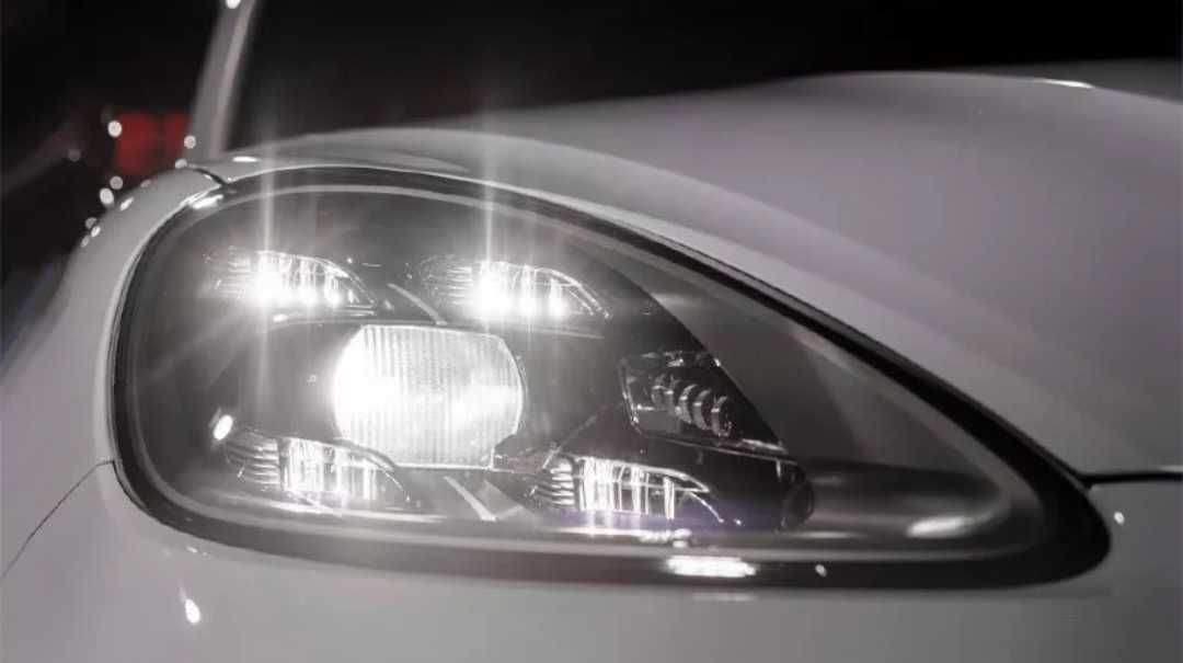 NOWE lampy przednie lampa przód Porsche Cayenne II 2010 - 2017