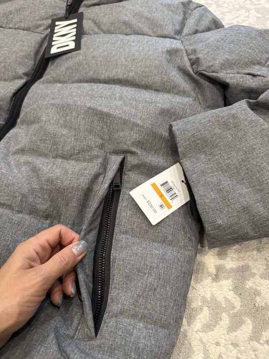 Куртка зимова S DKNY Оригінал
