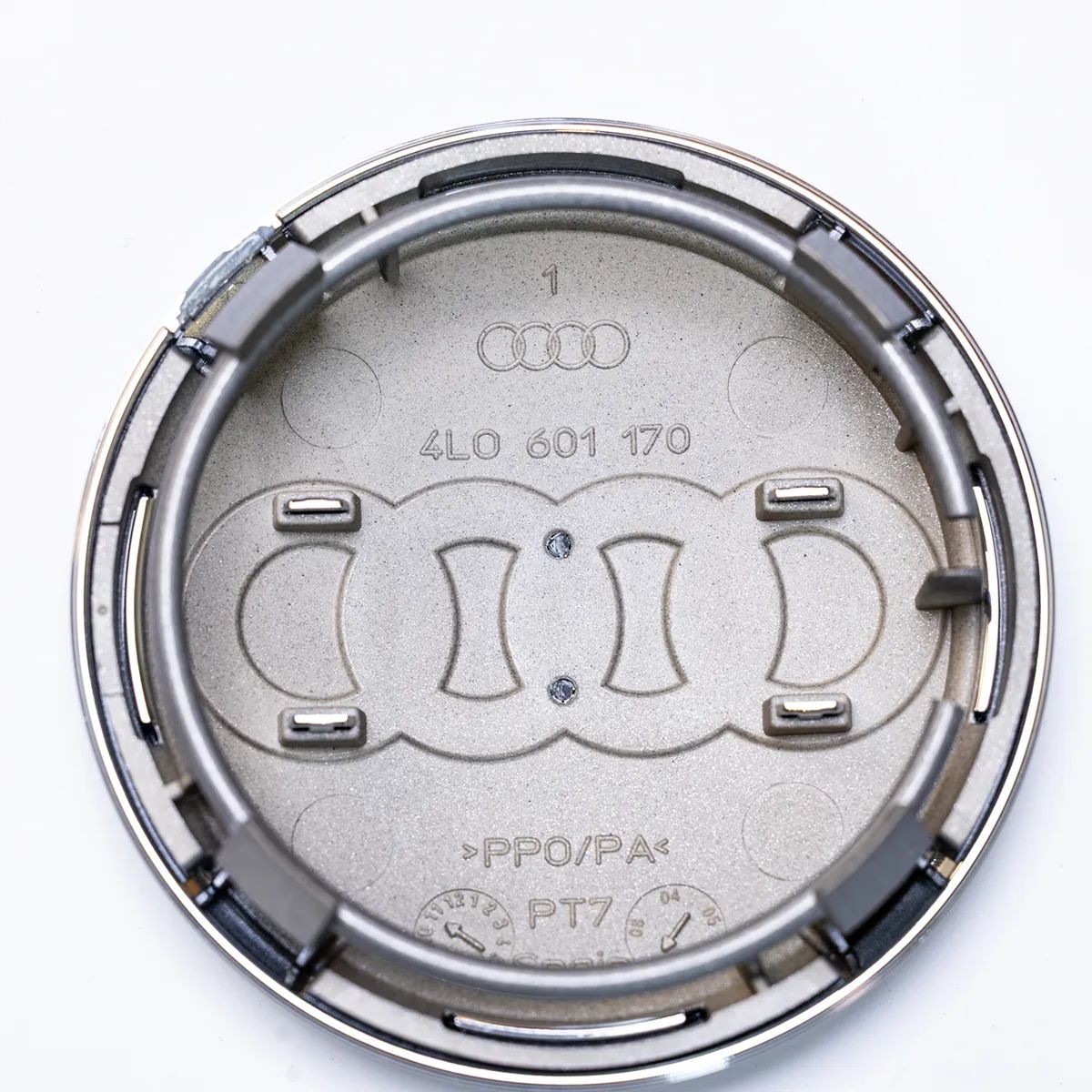FABRYCZNIE NOWE Oryginalne Dekielki Audi 60MM 4L0