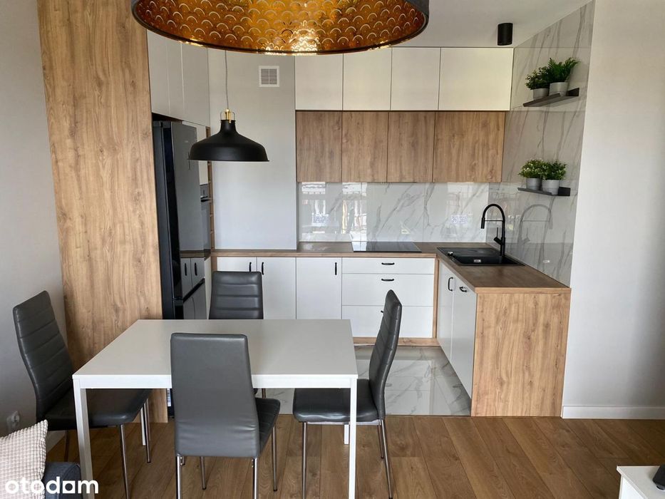 Nowe 3-pokojowe mieszkanie z garażem i komórką !!!