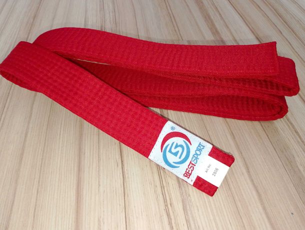 Czerwony pas karate