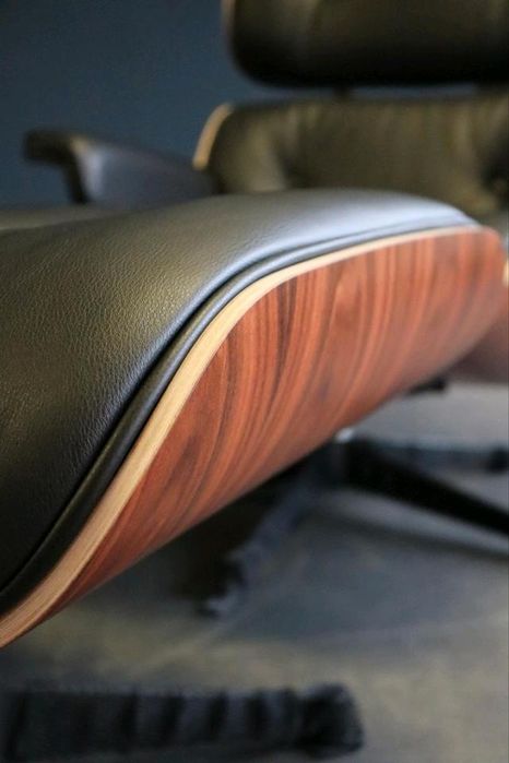 Poltrona Vitra Lounge Eames completamente nova! Poltrona e apoio para