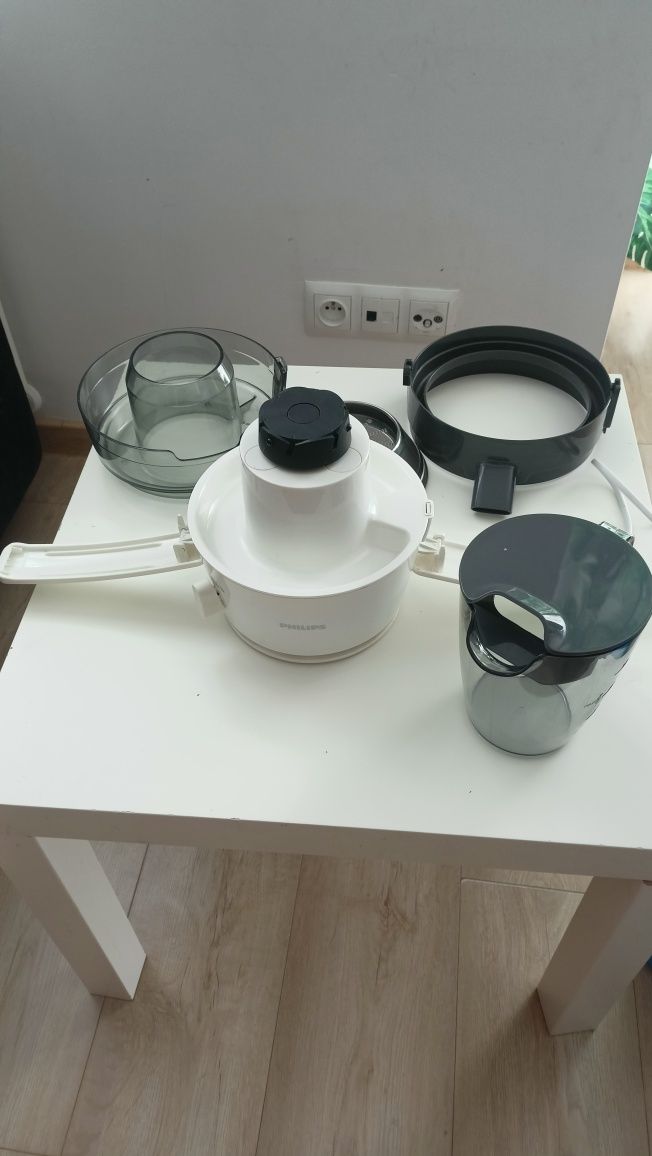 Sprzedam sokowirówkę Philips HR1855
