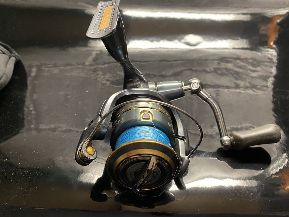 Shimano Twin Power 2500 fc