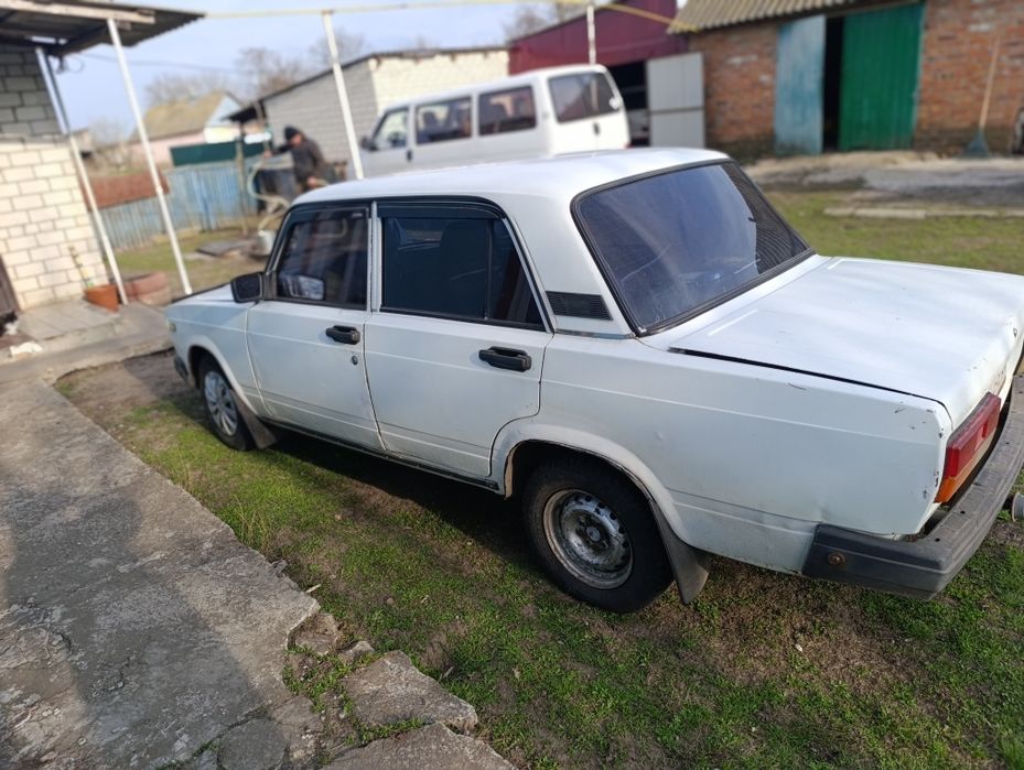 Продам машину ВАЗ 2107
