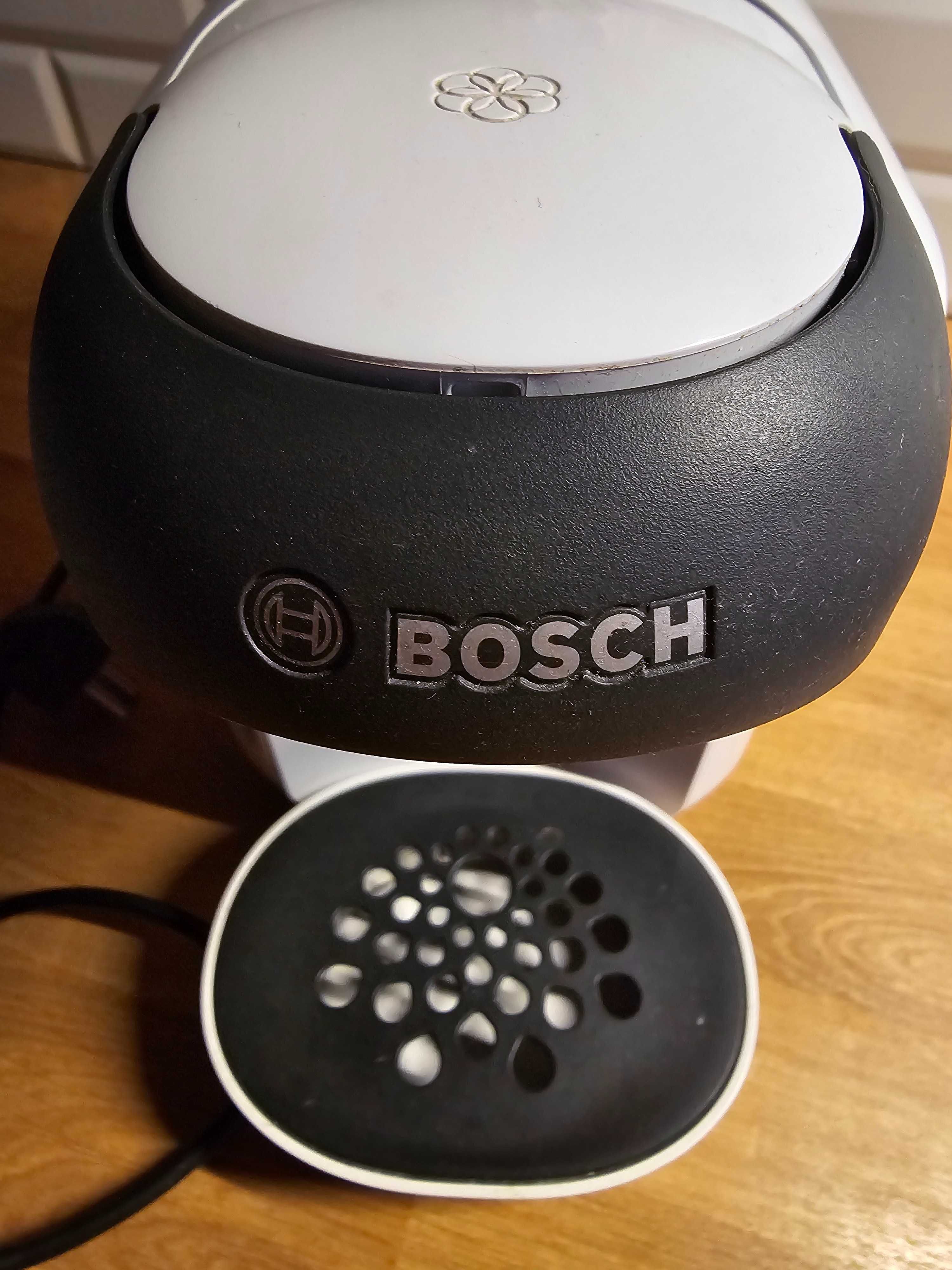 ekspres kapsułkowy Bosch jak nowy