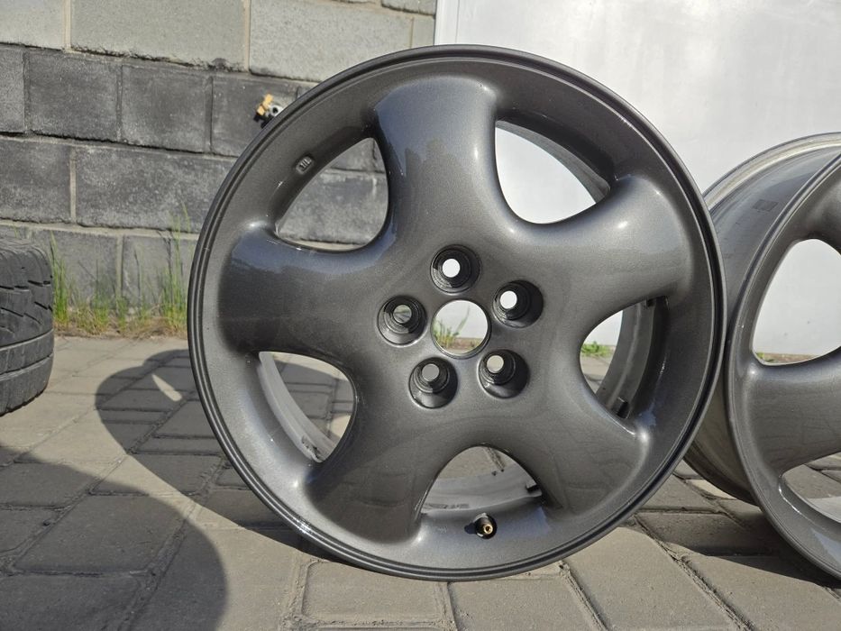 5 100 16 Volkswagen polo golf 4 scoda fabia