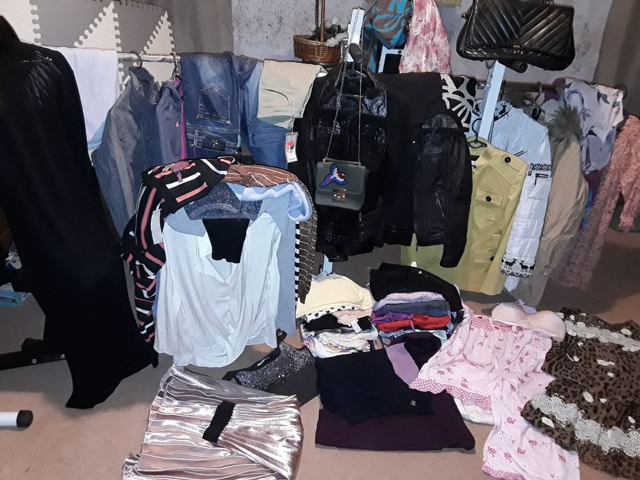 Продам свою женскую одежду