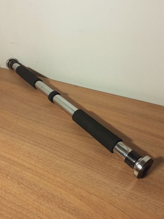Drążek do podciągania 68-94cm