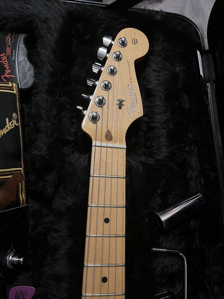 Fender Stratocaster American Standard 2015 - Olympic White + gratisy