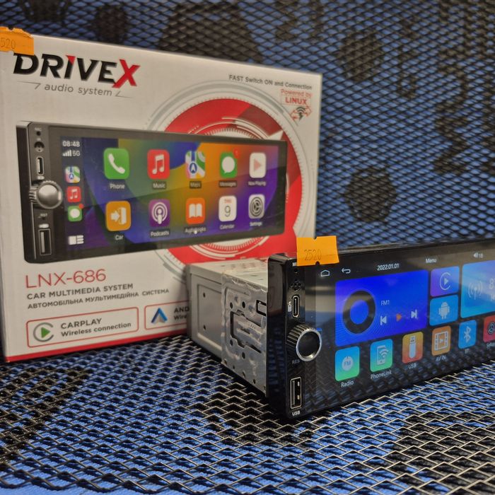 Автомобільний мультимедійний центр DriveX LNX-686