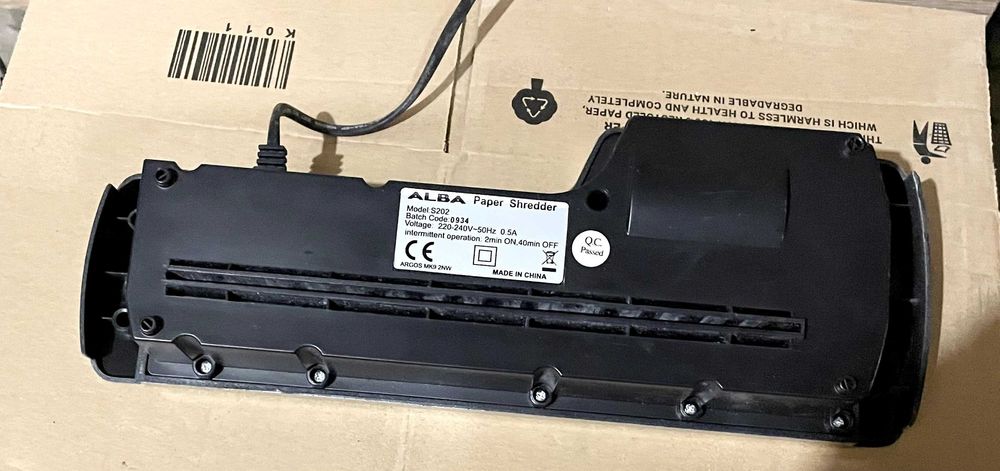 Офісний шредер знищувач паперу "ALBA" ( Model : S202 )