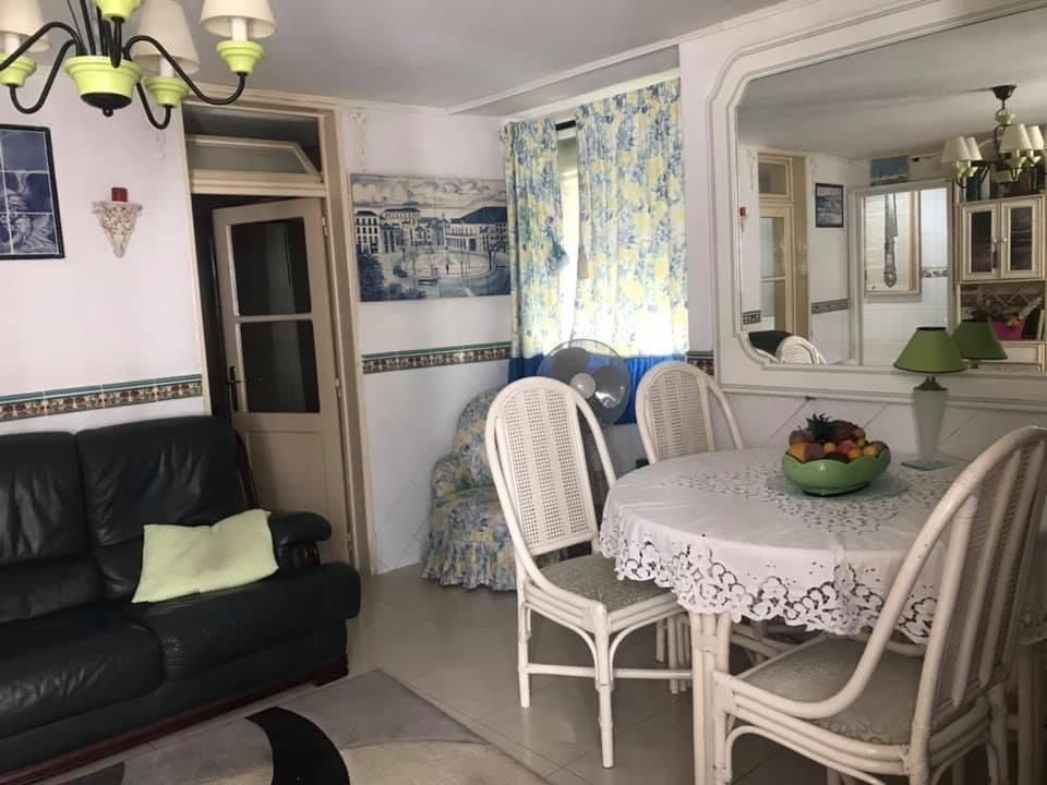 Alugo quarto em Setubal