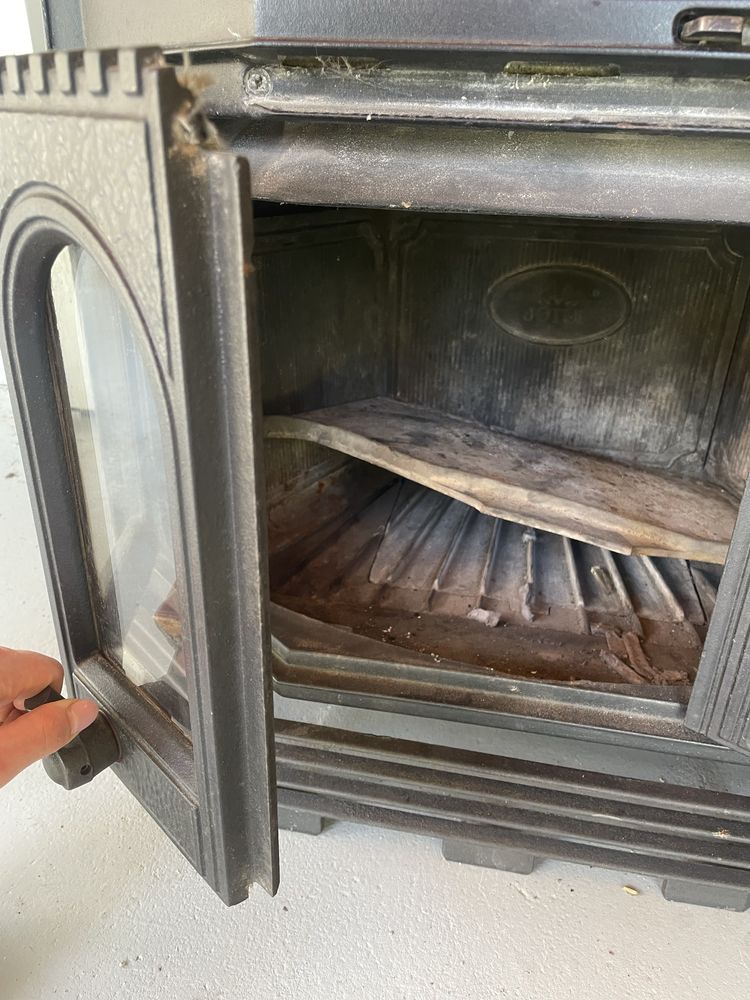 Kominek norweski żeliwny Jotul Classic