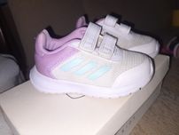 Adidasy adidas .