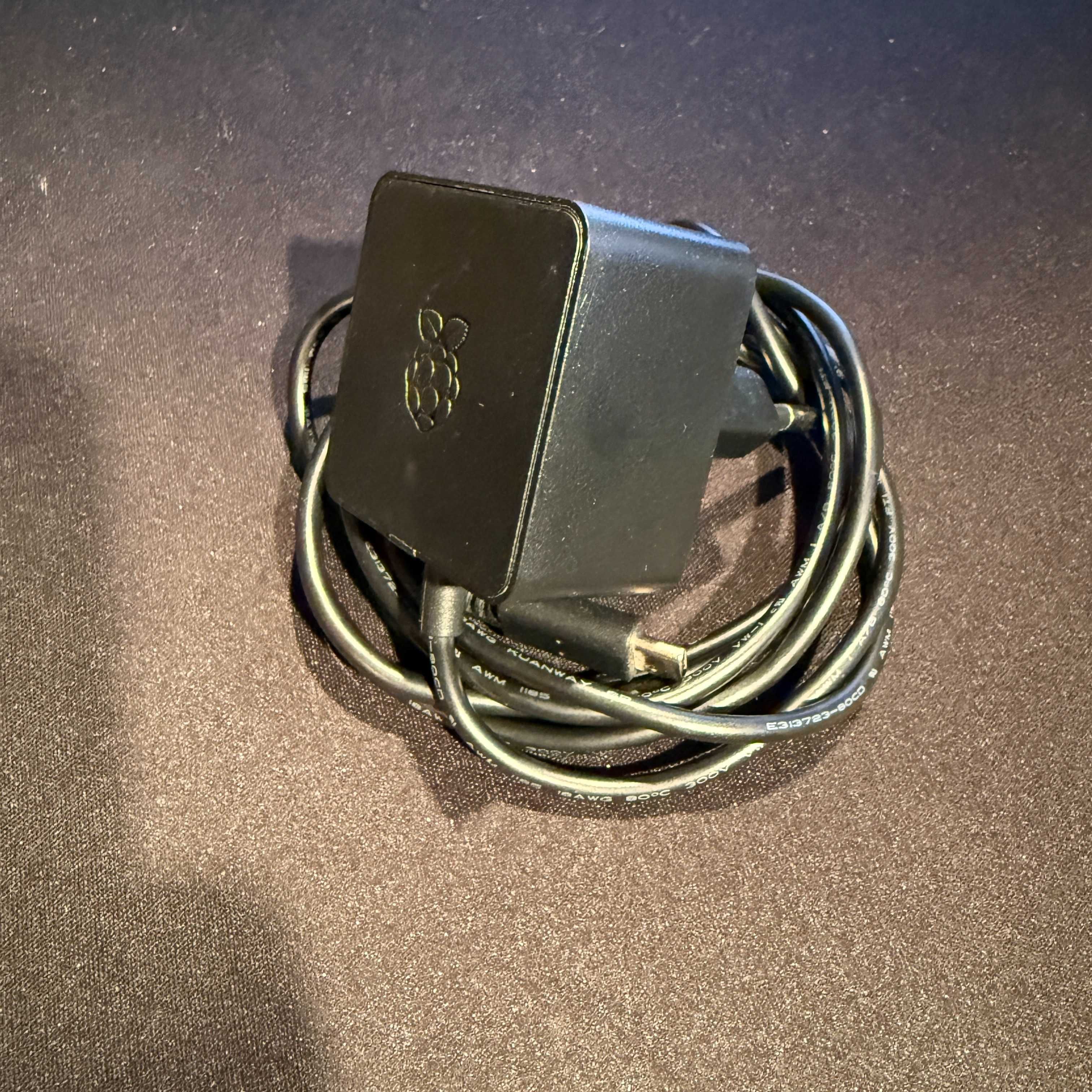 ZESTAW 2x Raspberry PI 4B 8Gb + 4Gb, Argon ONE V2, zasilacz, karta SD