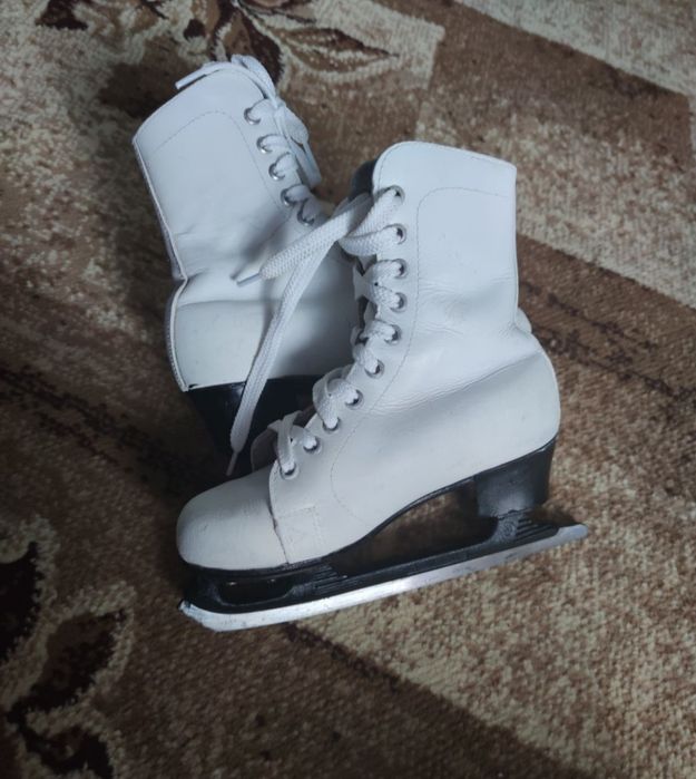 Ковзани дитячі ,33 р