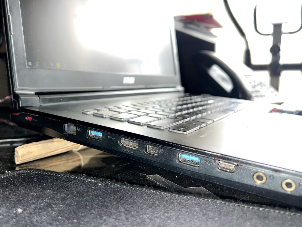 Laptop MSI Leopard Pro GP72 7QF Intel i7-7700HQ 24GB RAM SSD M2 512
