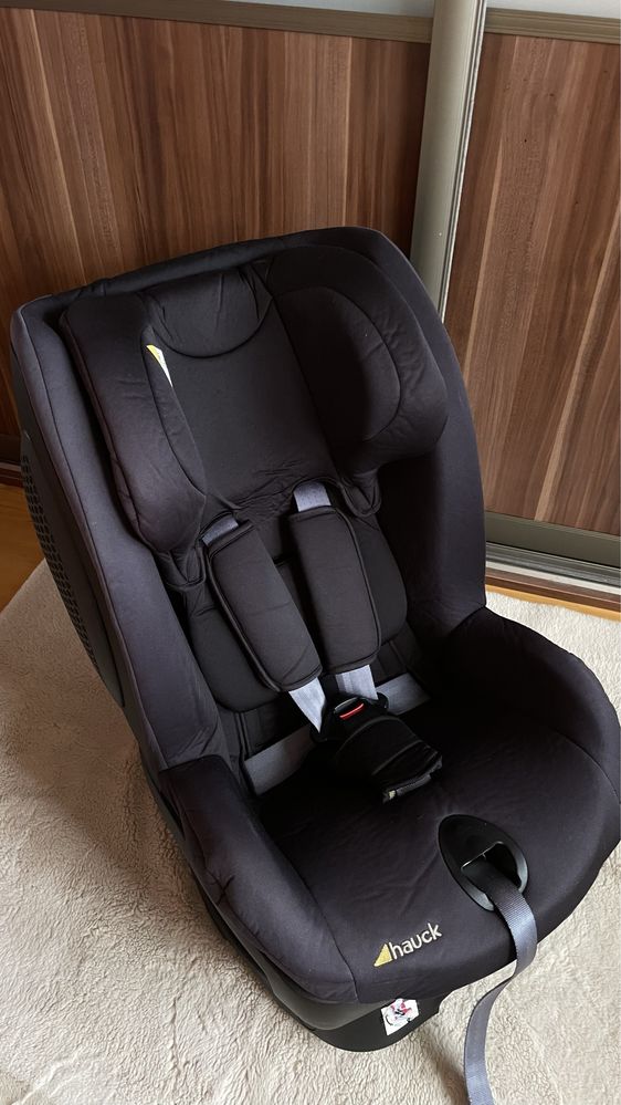 Fotelik samochodowy Hauck 0-18kg isofix / pasy