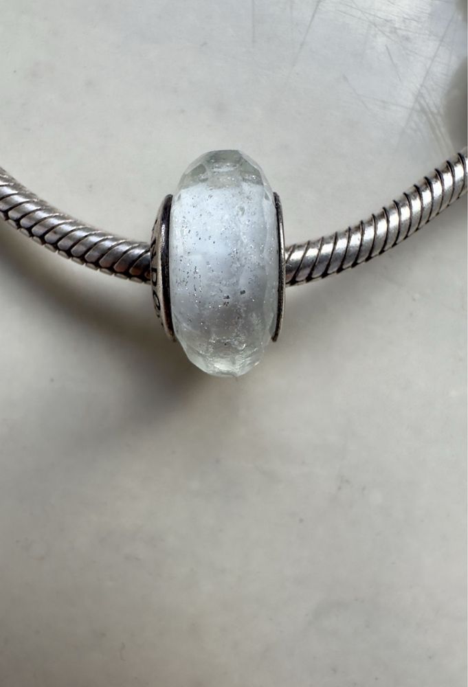 Charms z fasetowanym szkłem Murano Pandora ORYGINAL srebro 925