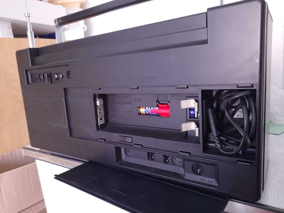 Radioodbiornik globalnej Sony icf-7600d