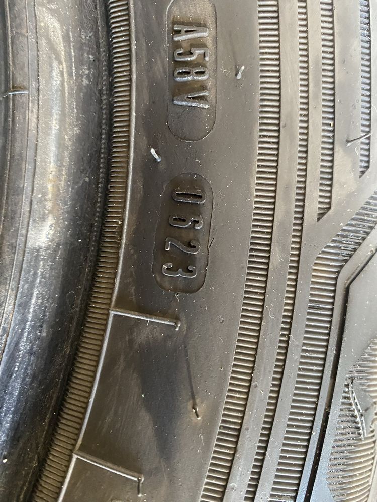 Opona pojedyncza 205/65/16c Goodyear Vector 4Seasons Cargo