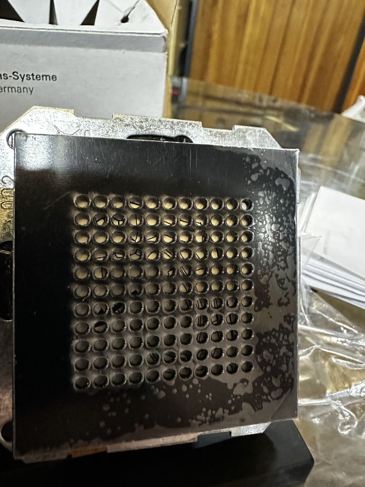 Радіо прихованого монтажу з функцією RDS з динаміком Gira, system 55