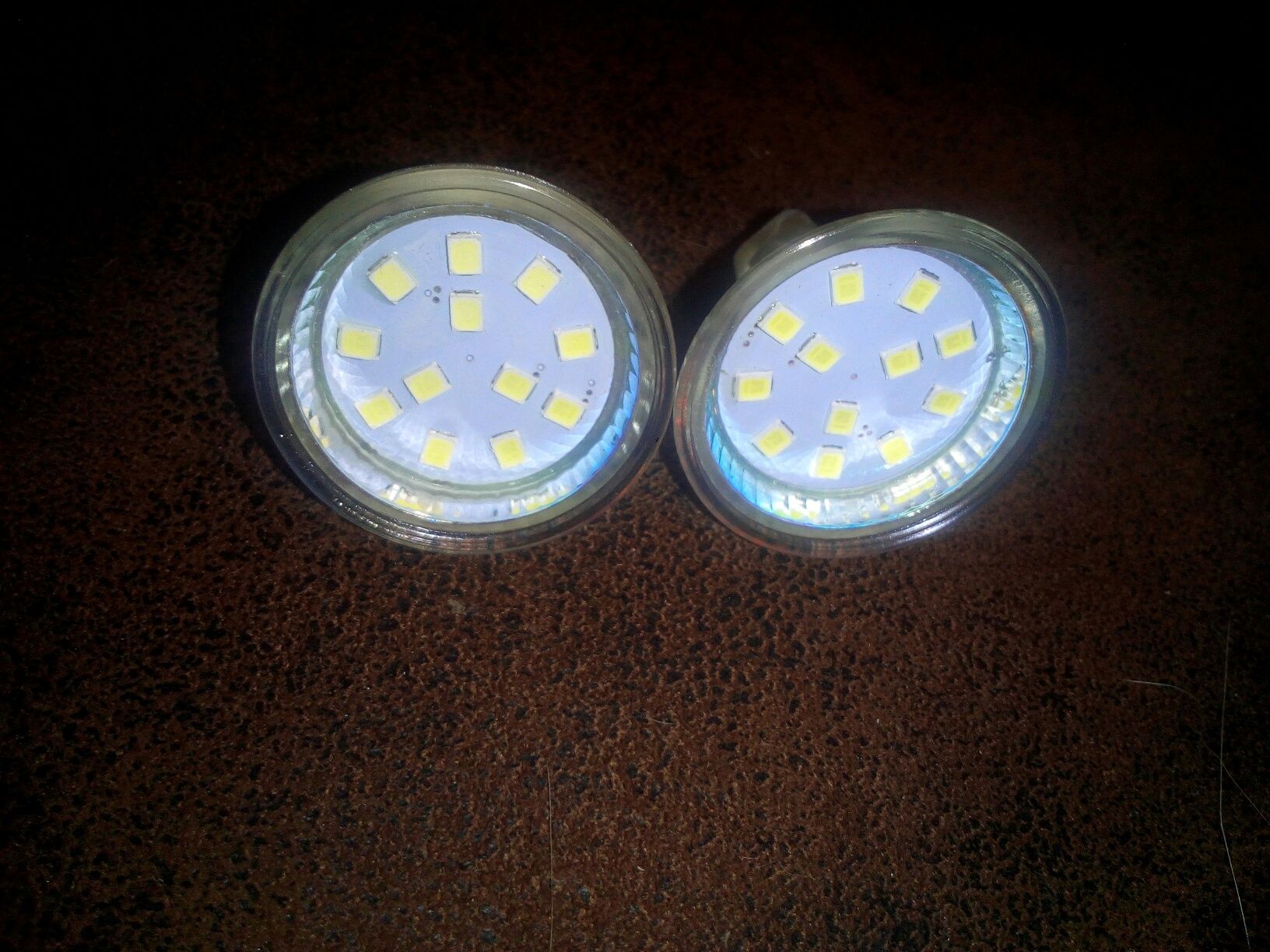 Lâmpadas led MR11- 12 LED's