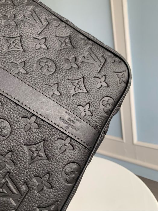 Дорожня сумка Louis Vuitton Keepall 50 чорна чоловіча жіноча спортивна