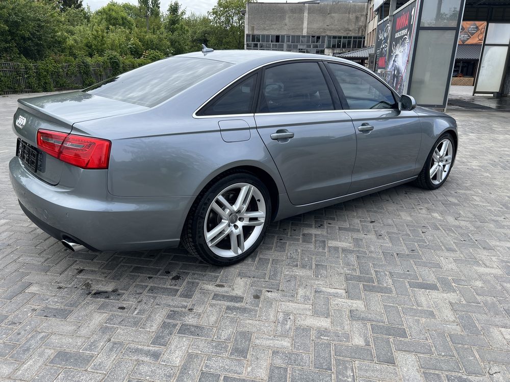 Продам Audi A6 C7 2014р 2.0 бензин