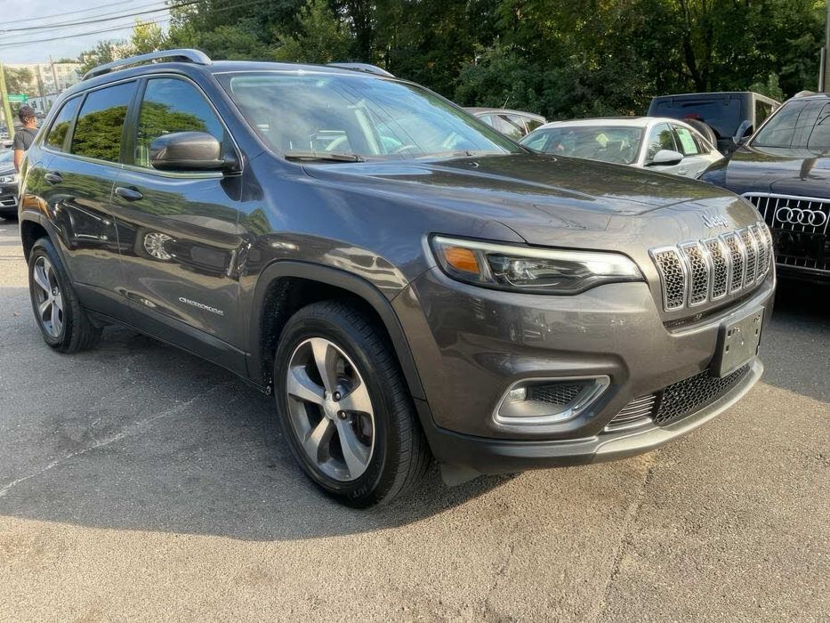 Jeep Cherokee Limited      2019