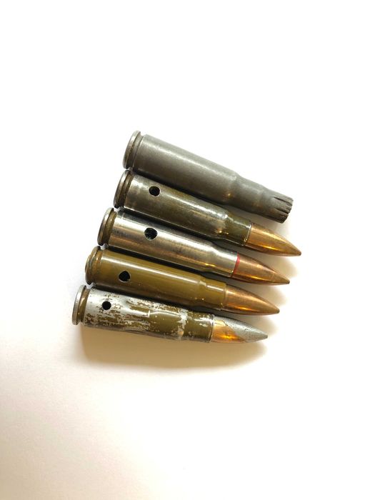 5 bezpiecznych atrap do kolekcji zestaw nabojów 7,62x39 i nabój ślepy