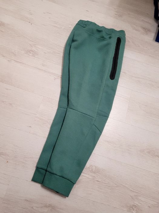 Штани дітячі NIKE Sportswear Tech Fleece нові original