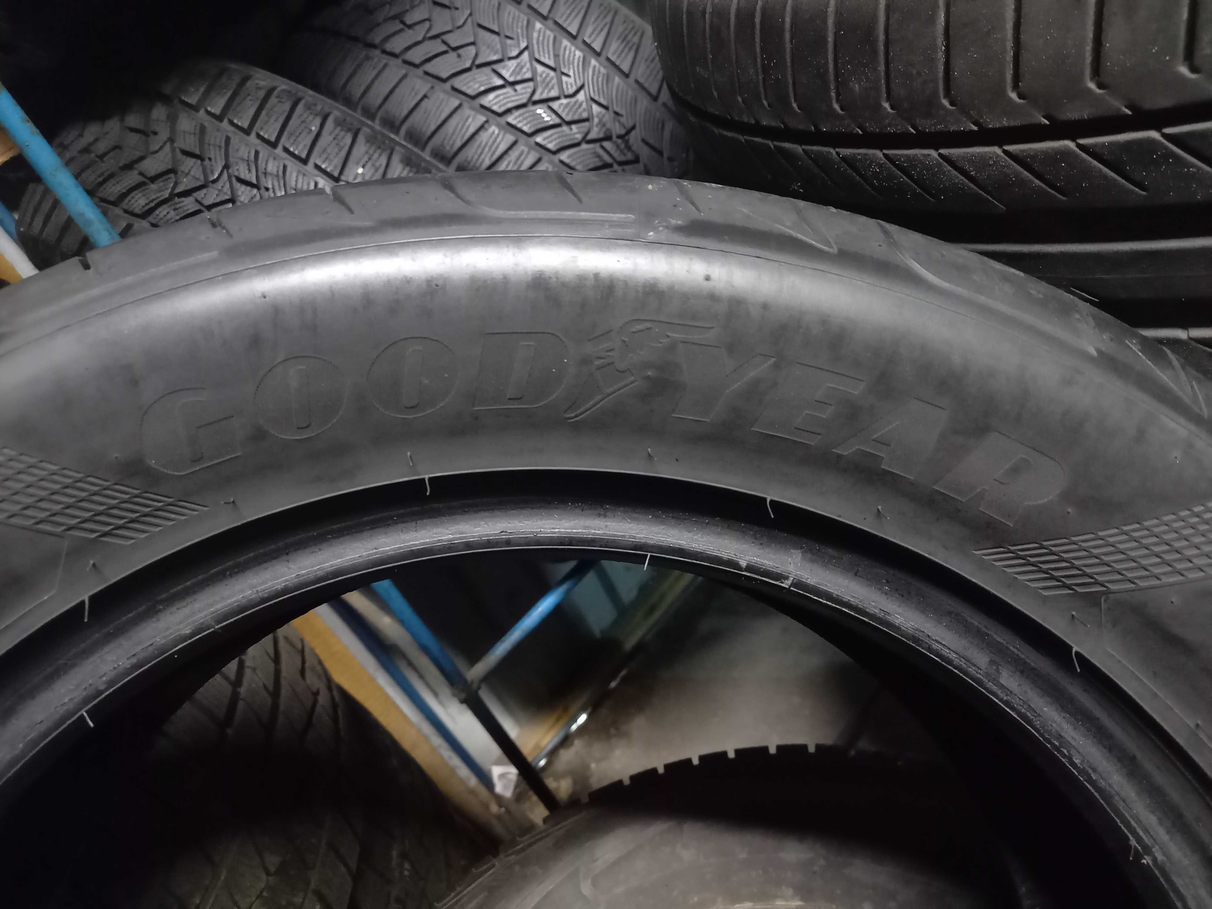 2020 rok !   225/55R17 Goodyear lato bardzo dobry stan