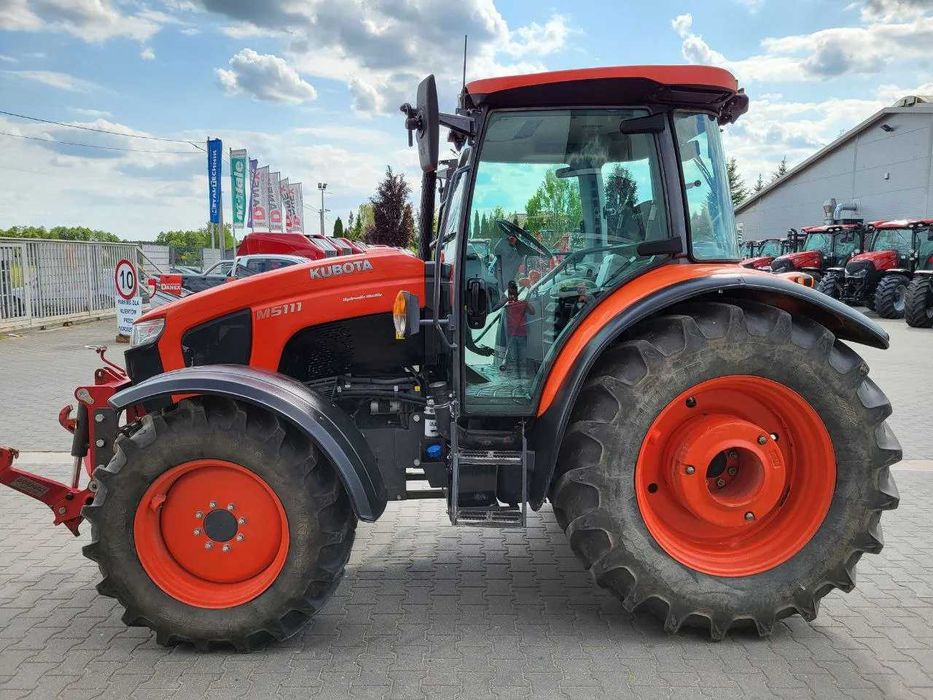 Ciągnik Kubota M5111
