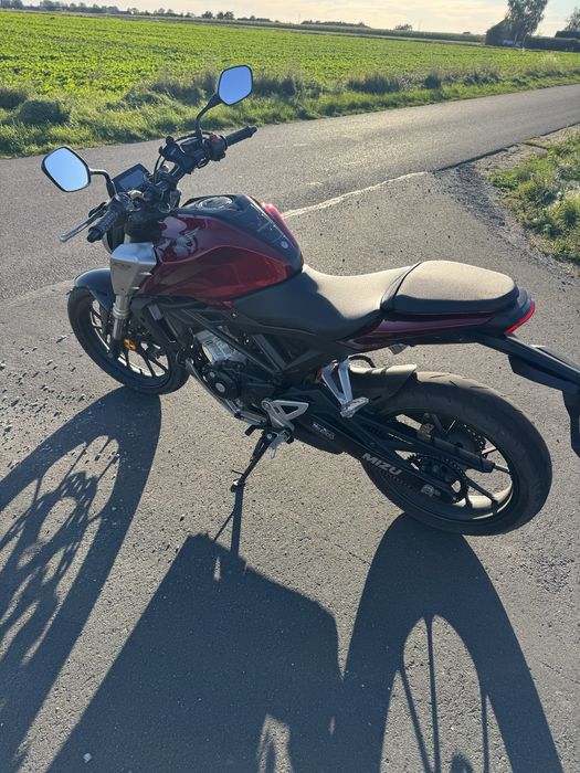 Honda cb125r niski przebieg!!